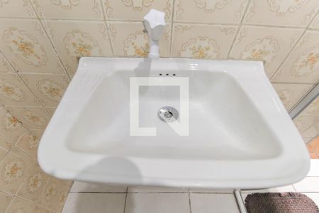 Casa à venda com 99m², 2 quartos e 1 vaga Casa à venda com 99m², 2 quartos e 1 vagaBanheiro de serviço