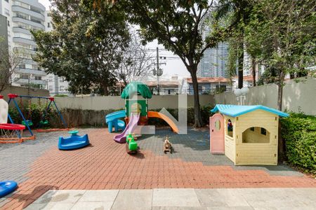 Apartamento à venda com 127m², 3 quartos e 2 vagas Apartamento à venda com 127m², 3 quartos e 2 vagasPlayground