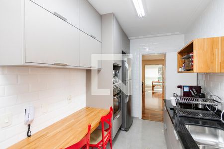 Apartamento à venda com 127m², 3 quartos e 2 vagas Apartamento à venda com 127m², 3 quartos e 2 vagasCozinha