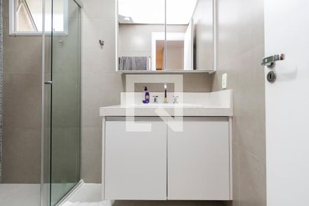 Apartamento à venda com 127m², 3 quartos e 2 vagas Apartamento à venda com 127m², 3 quartos e 2 vagasBanheiro da Suíte 1