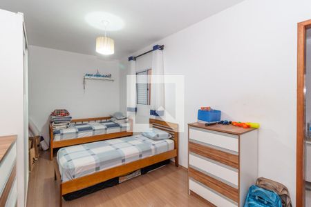 Casa de condomínio à venda com 200m², 3 quartos e 4 vagasQuarto 2 (Suíte 2)
