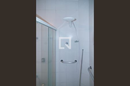 Apartamento à venda com 108m², 2 quartos e sem vaga Apartamento à venda com 108m², 2 quartos e sem vagaBanheiro