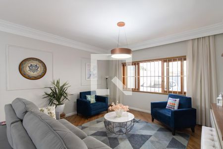 Casa à venda com 215m², 3 quartos e 4 vagasSala