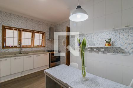 Casa à venda com 215m², 3 quartos e 4 vagasCozinha