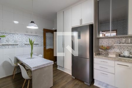 Casa à venda com 215m², 3 quartos e 4 vagasCozinha