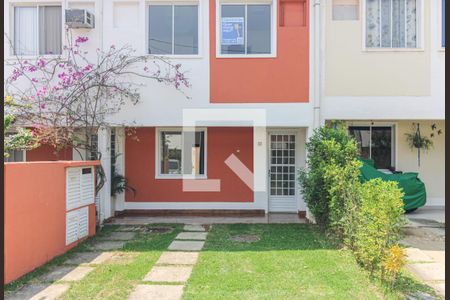 Casa de condomínio à venda com 123m², 3 quartos e 2 vagas Casa de condomínio à venda com 123m², 3 quartos e 2 vagasFachada