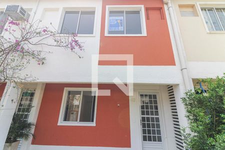 Casa de condomínio à venda com 123m², 3 quartos e 2 vagas Casa de condomínio à venda com 123m², 3 quartos e 2 vagasPlaquinha Quinto Andar