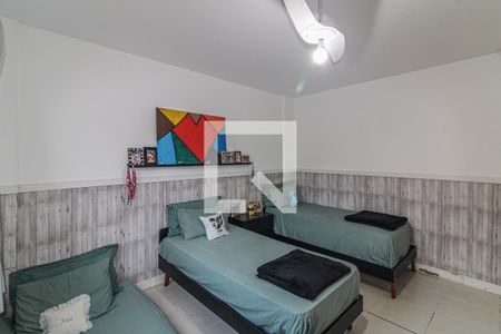 Casa de condomínio à venda com 360m², 3 quartos e 3 vagasQuarto 1