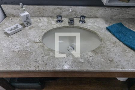 Casa de condomínio à venda com 360m², 3 quartos e 3 vagasLavabo