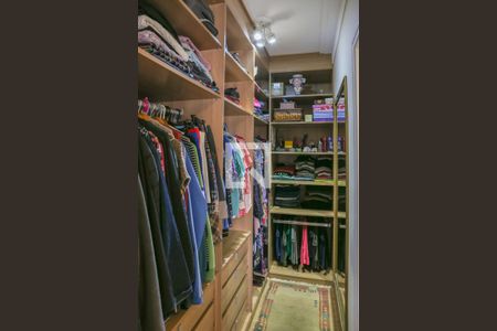 Apartamento à venda com 126m², 3 quartos e 2 vagas Apartamento à venda com 126m², 3 quartos e 2 vagasSuíte