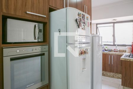 Apartamento à venda com 126m², 3 quartos e 2 vagas Apartamento à venda com 126m², 3 quartos e 2 vagasCozinha