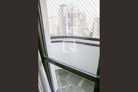 Apartamento à venda com 126m², 3 quartos e 2 vagas Apartamento à venda com 126m², 3 quartos e 2 vagasSuíte