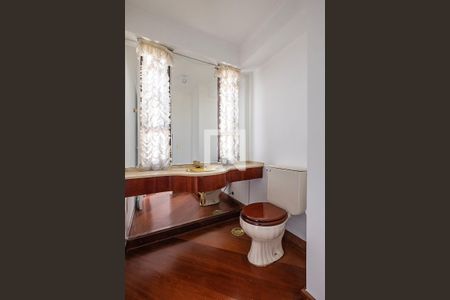 Apartamento para alugar com 315m², 4 quartos e 3 vagas Apartamento para alugar com 315m², 4 quartos e 3 vagasLavabo