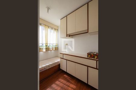 Apartamento para alugar com 315m², 4 quartos e 3 vagas Apartamento para alugar com 315m², 4 quartos e 3 vagasÁrea de Serviço - Quarto