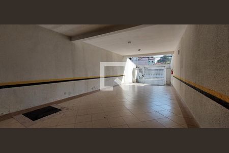 Apartamento à venda com 182m², 3 quartos e 2 vagas Apartamento à venda com 182m², 3 quartos e 2 vagasGaragem