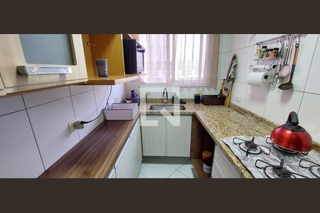 Apartamento à venda com 182m², 3 quartos e 2 vagas Apartamento à venda com 182m², 3 quartos e 2 vagasCozinha
