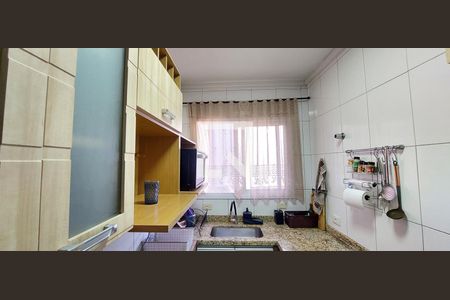 Apartamento à venda com 182m², 3 quartos e 2 vagas Apartamento à venda com 182m², 3 quartos e 2 vagasCozinha