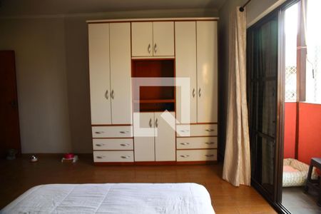 Casa à venda com 200m², 3 quartos e 4 vagasQuarto 1