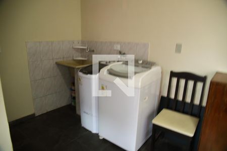 Casa à venda com 200m², 3 quartos e 4 vagasÁrea de Serviço