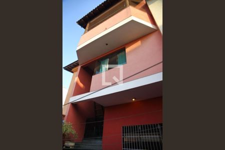 Casa à venda com 200m², 3 quartos e 4 vagasÁrea Externa