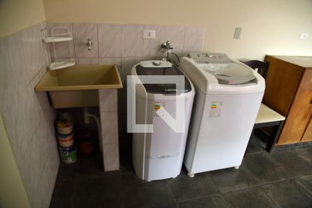 Casa à venda com 200m², 3 quartos e 4 vagasÁrea de Serviço