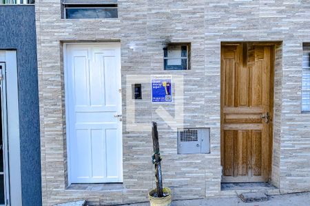 Casa para alugar com 40m², 1 quarto e sem vagaPlaquinha