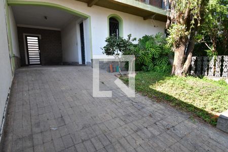 Casa à venda com 325m², 6 quartos e 3 vagasGaragem /Jardim