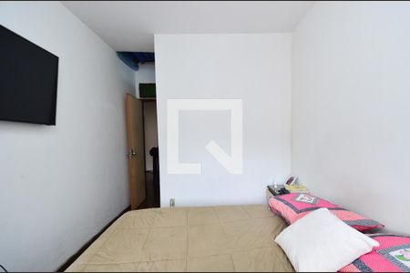 Casa à venda com 104m², 4 quartos e 2 vagas Casa à venda com 104m², 4 quartos e 2 vagasQuarto 4/ suíte