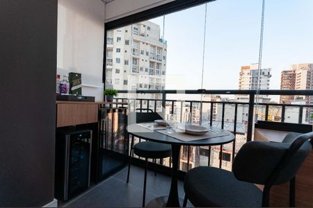 Apartamento à venda com 31m², 1 quarto e sem vaga Apartamento à venda com 31m², 1 quarto e sem vagaVaranda