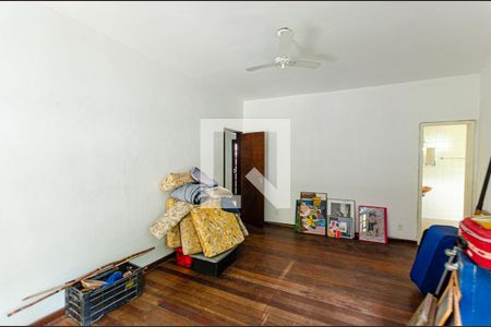 Casa de condomínio para alugar com 400m², 4 quartos e 2 vagasQuarto 2