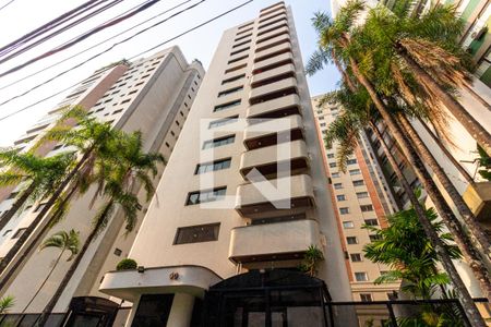Apartamento à venda com 280m², 3 quartos e 3 vagasFachada