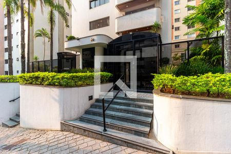 Apartamento à venda com 280m², 3 quartos e 3 vagasFachada