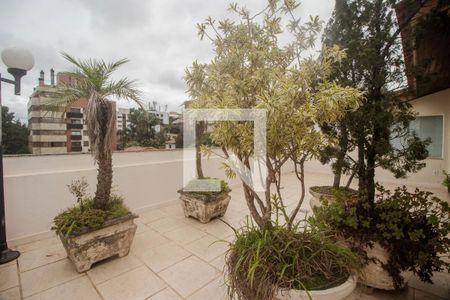 Apartamento à venda com 200m², 2 quartos e 1 vagaCobertura - Varanda