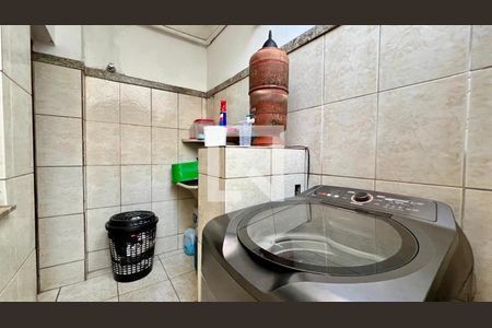 Casa à venda com 263m², 4 quartos e 6 vagasÁrea de Serviço