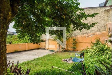 Casa à venda com 250m², 3 quartos e 2 vagas Casa à venda com 250m², 3 quartos e 2 vagasJardim