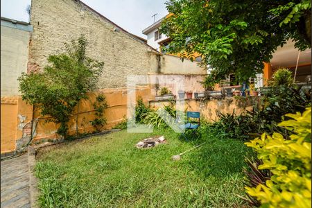 Casa à venda com 250m², 3 quartos e 2 vagas Casa à venda com 250m², 3 quartos e 2 vagasJardim