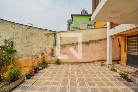 Casa à venda com 250m², 3 quartos e 2 vagas Casa à venda com 250m², 3 quartos e 2 vagasQuintal