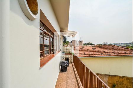 Casa à venda com 250m², 3 quartos e 2 vagas Casa à venda com 250m², 3 quartos e 2 vagasVaranda da Suite