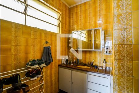 Casa à venda com 250m², 3 quartos e 2 vagas Casa à venda com 250m², 3 quartos e 2 vagasBanheiro da Suíte