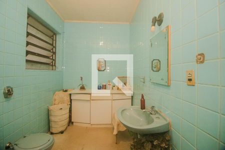 Casa à venda com 411m², 5 quartos e 4 vagas Casa à venda com 411m², 5 quartos e 4 vagasBanheiro 3