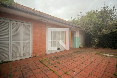 Casa à venda com 411m², 5 quartos e 4 vagas Casa à venda com 411m², 5 quartos e 4 vagasEdícula