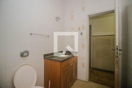 Casa à venda com 411m², 5 quartos e 4 vagas Casa à venda com 411m², 5 quartos e 4 vagasBanheiro