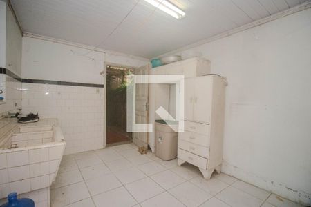 Casa à venda com 411m², 5 quartos e 4 vagas Casa à venda com 411m², 5 quartos e 4 vagasÁrea de Serviço