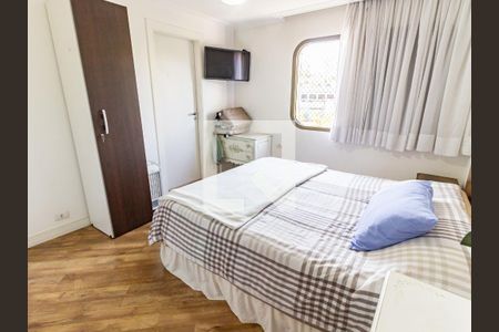 Apartamento à venda com 184m², 2 quartos e 2 vagas Apartamento à venda com 184m², 2 quartos e 2 vagasSuíte 1