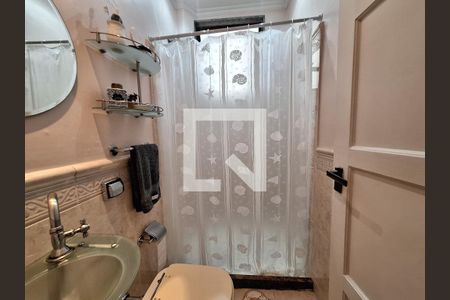 Apartamento à venda com 155m², 4 quartos e 1 vaga Apartamento à venda com 155m², 4 quartos e 1 vagaBanheiro 2