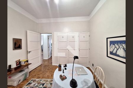 Apartamento à venda com 155m², 4 quartos e 1 vaga Apartamento à venda com 155m², 4 quartos e 1 vagaQuarto 3