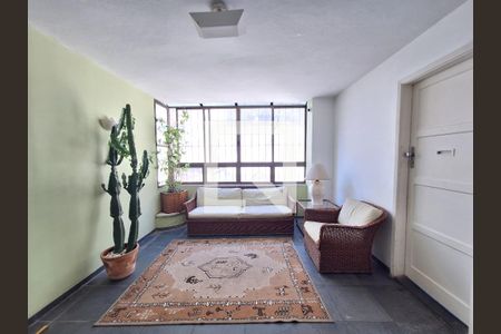 Apartamento à venda com 155m², 4 quartos e 1 vaga Apartamento à venda com 155m², 4 quartos e 1 vagaÁrea comum