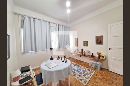 Apartamento à venda com 155m², 4 quartos e 1 vaga Apartamento à venda com 155m², 4 quartos e 1 vagaQuarto 3