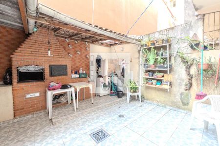 Apartamento à venda com 124m², 2 quartos e sem vaga Apartamento à venda com 124m², 2 quartos e sem vagaÁrea de Serviço