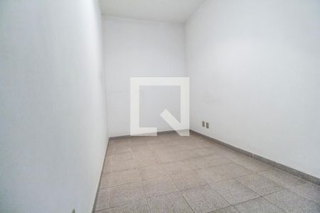 Casa de condomínio à venda com 651m², 4 quartos e 6 vagas Casa de condomínio à venda com 651m², 4 quartos e 6 vagasQuarto de Serviço